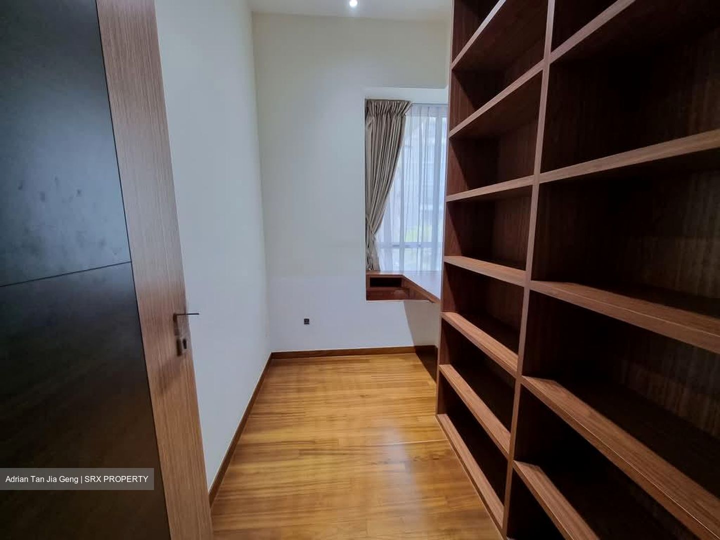 The Nexus (D21), Condominium #568130981